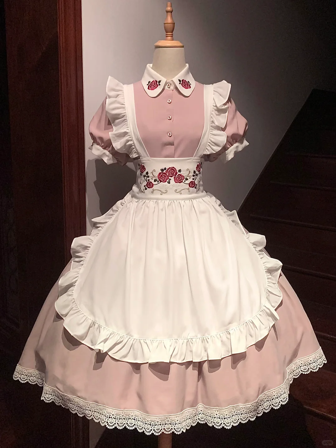 Elegant Vintage Pink and White Maid Dress with Rose Embroidery